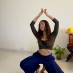 Tridha Choudhury Instagram – ‘When Nothing makes sense in this World , just Close your eyes and Explore your Creativity ⭐️ – #misstriouslyyours ⭐️

#dancechallenge #dancevideos #dancelove #classicaldance #happyonam #onam2020