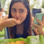Tridha Choudhury Instagram – Bhojanam adhirindhi !!! 🍀

#bangalorediaries #bangalorefood #bangaloretimes #yummyfood #yummyinmytummy