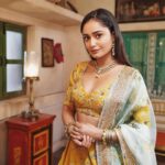 Tridha Choudhury Instagram – ‘I think that Every Woman owes it to herself to look Pretty , and it is Fundamental to her Self-respect’ – #maharanigayatridevi ⭐️

Dress up for yourself ladies… you are allowed to ⭐️

#femaleentrepreneur #femalefounders #beyoutiful #indianattire #indianmatchmaking #empoweringwomen