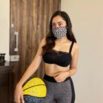 Tridha Choudhury Instagram - Meri Mom- ‘Itna saj dhaj ke kahaan chali???’ Me- ‘Basketball khelne’- #misstriouslyyours 🏀 #humour #sportsmode #basketball #basketballneverstops #lockdown2020 #gharbaithoindia #fitnesslifestyle #fitnesslove #fitandfearless #styleoftheday #styleinfluencer #bollywoodstyle