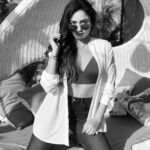 Tridha Choudhury Instagram - ‘When you are almost over him and he texts back .’ 😆 Relate much ladies ??? 😆 #justforlaughs #laughterisgoodforthesoul #summer2020