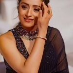 Trisha Instagram - 🎵👑 #PS1 Promotions Outfit: @jade_bymk Jewellery: @kishandasjewellery Styled by @team___e Style team : @ekalakhani @malinikarthikeyan @themisvanessa @nivedidha_koliyot @nupur_p @arzoonagraik Photographed by @ekorphotography Makeup by @uspawar3 Hair by @rohini_hairstylist #PS1 #PonniyinSelvan #Trisha #TeamE Hyderabad