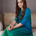 Trisha Instagram - 💎👑 #PS1 Promotions Outfit: @meghnapanchmatia @collage.style Jewellery: @kishandasjewellery Footwear: @taaramitraofficial Styled by @team___e Style team : @ekalakhani @malinikarthikeyan @themisvanessa @nivedidha_koliyot @nupur_p @arzoonagraik Photographed by @vasanthphotography Makeup by @uspawar3 Hair by @rohini_hairstylist #PS1 #PonniyinSelvan #Trisha #TeamE