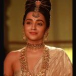 Trisha Instagram - Kundavai and her maker👑 Thank you Mani sir for it all🙏🏻 See you in the theatres. 30.9.2022❤️