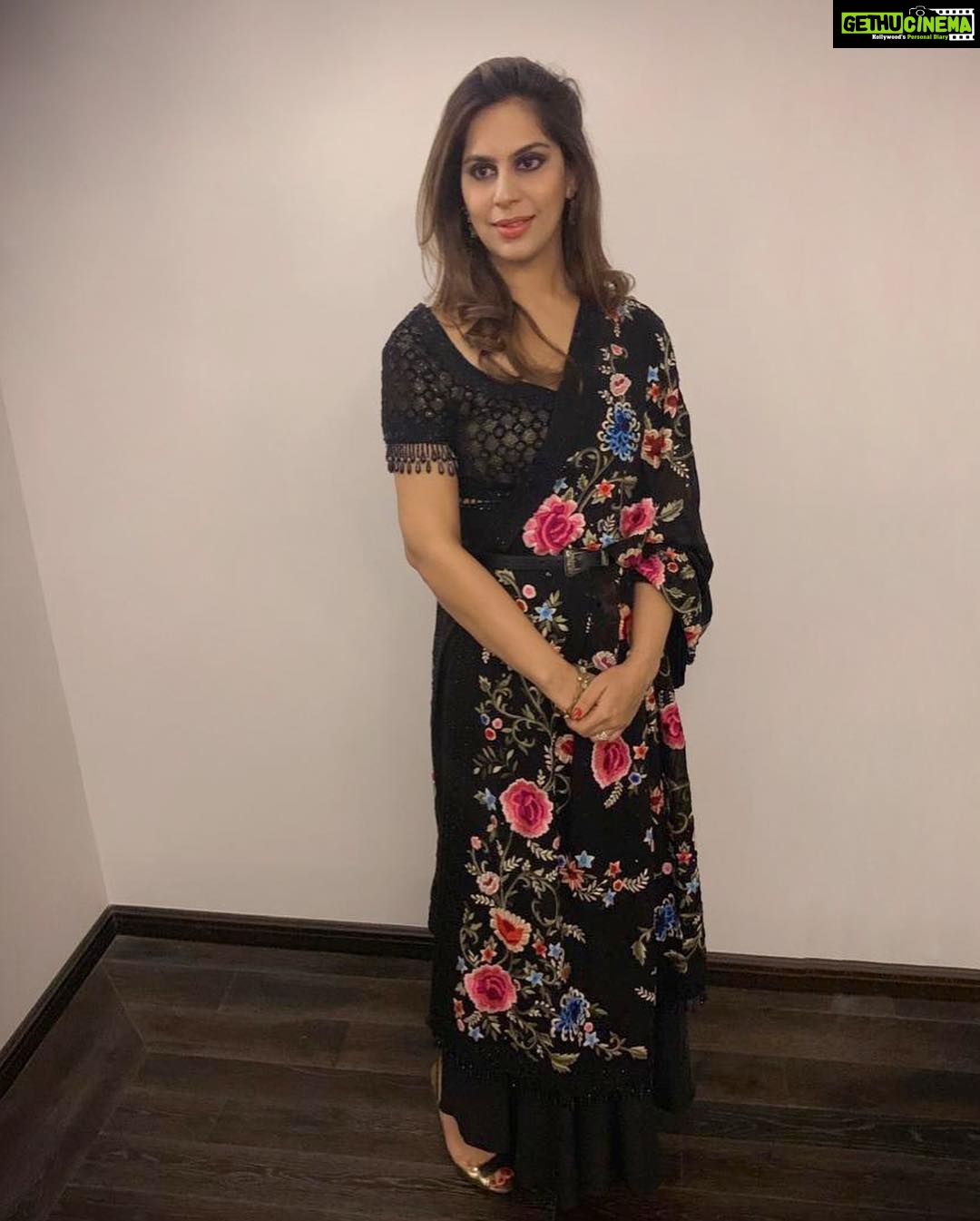 Upasana Kamineni Instagram - All dressed in Black ! #ramcharan - @taruntahiliani ❤️ #bangaramsaysss Fairmont Jaipur