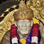 Upasana Kamineni Instagram - thank you Shri Sai Baba for ur divine blessings 🙏🏼. @diabhupal & I co incidentally finished reading the Sai Satcharitra at the same time & planned an impromptu trip to Shirdi. Truly Babas calling 🙏🏼 - love u darling Arya ❤️😘 #omsairam #shirdisaibaba Shirdi Sai Baba temple, Shirdi MH