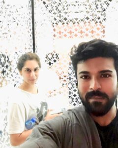 Upasana Kamineni Instagram - He feeds u dessert 😘 - then kills u in the gym 😭. Amazing #Sunday circuit with Mr C #ramcharan @ramcharanfit #upasana