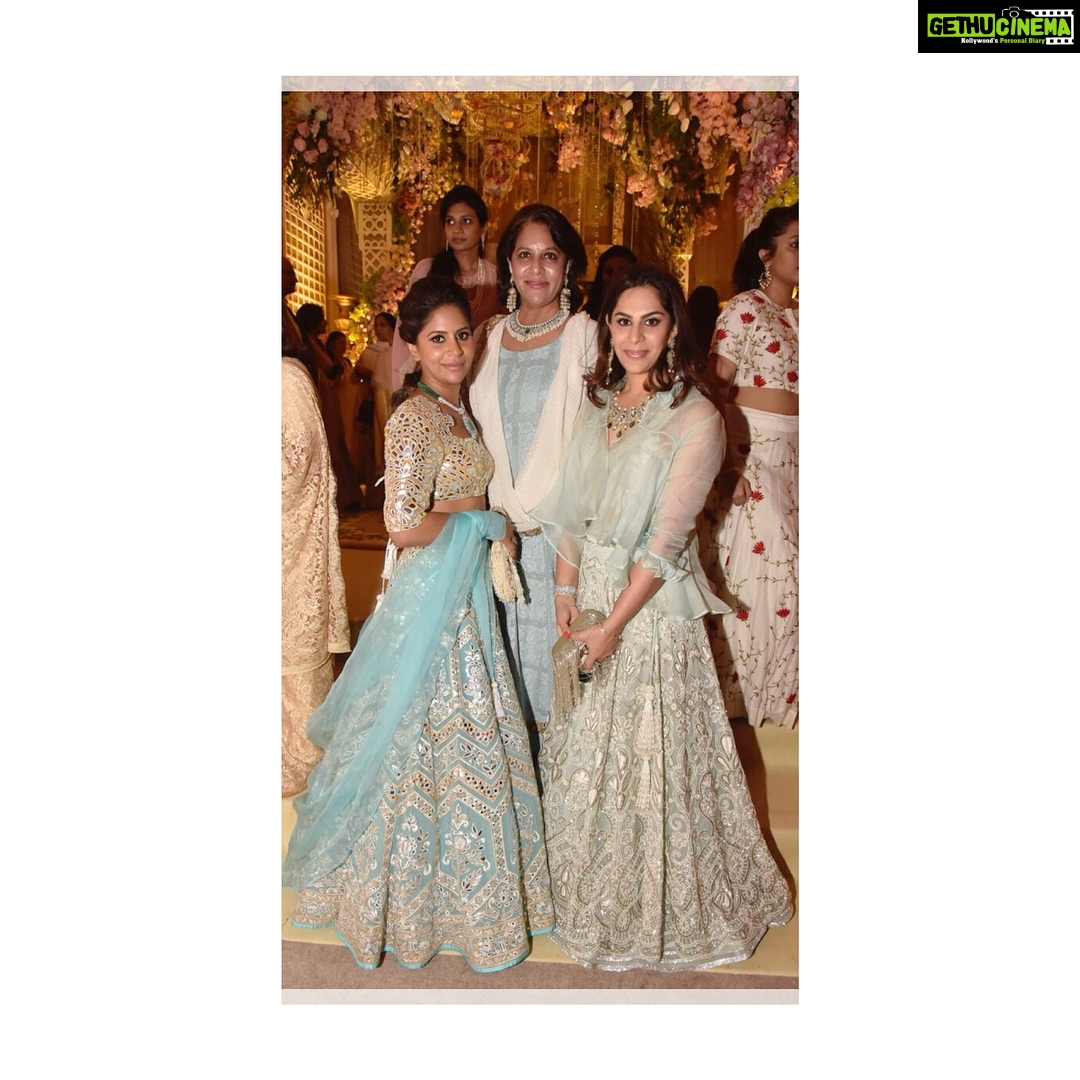 Upasana Kamineni Instagram - Dearest @sandeepkhosla what an amazing finale u pulled together with 2 days notice ❤️ . @abujani1 u were really missed 😊My clothes & the decor were simply fab. I had to wear sneakers with ur dress ! 😛 ! The vibe of @tajfalaknuma completely changed. @shobanakamineni & dad u guys were great hosts. Thanks everyone for making the wedding of #bababarbie so special 😊 #upasana #ramcharan @abujanisandeepkhosla @kanik4kapoor