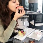 Upasana Kamineni Instagram – Romancing my breakfast 💞
As you all know, @ilvreddy & I decided to spend a few days evaluating & working on our health, one huge takeaway has been how important it is to love your food!! Take the time to understand how much food can do for you, what your body needs, and new ways to use food to help your body grow and THRIVE!
Food is medicine, food is fun, and food is fuel, so love your food 💓. Thanks for the great company @ilvreddy 😘❤️ SHA