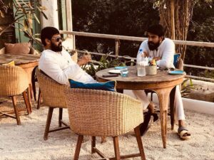 Upasana Kamineni Instagram - ‪It’s so important to take time out to spend with ur parents #bonding . It’s a priceless gift Specially father & son. #familygoals likefather likeson #RamCharan ‬ Olive Bistro - Hyderabad