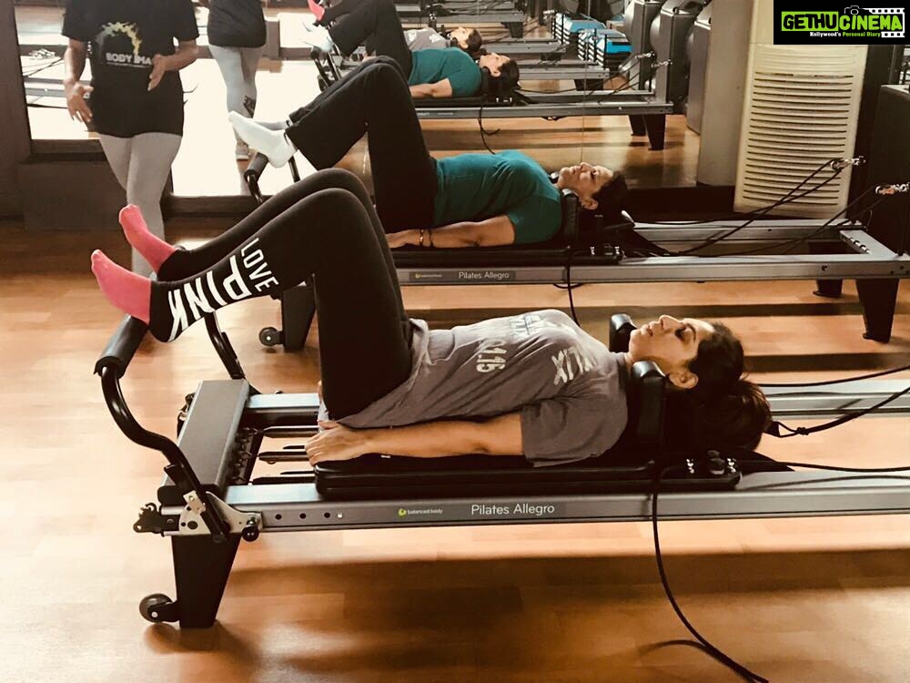 Upasana Kamineni Instagram - Finally a Pilates class with mom @shobanakamineni we chilled, relaxed & bonded. #eveningwellspent thanks @yasminkarachiwala 😘 @yasminbodyimage this was more than just a workout. Apollo Health City