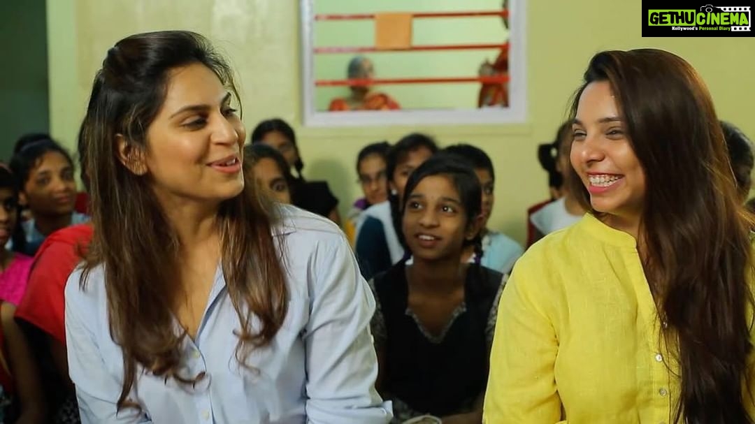 Upasana Kamineni Instagram - #sundayfunday at balikanilayam- guild of service sevasamaj A girls orphanage & rehabilitation centre. Big thank you @amadoragourmeticecream @kushboogoel for bringing a big smile on the girls faces. đ I've grown up with these girls & they mean so much to me. If you would like to do something special for these lovely girls call 040-23344418 or visit them at 10-3-561/3, AC Guards SBI Strech, Vijaya Nagar Colony, Vijaynagar Colony, Vijaya Nagar Colony, Hyderabad, Telangana 500057
