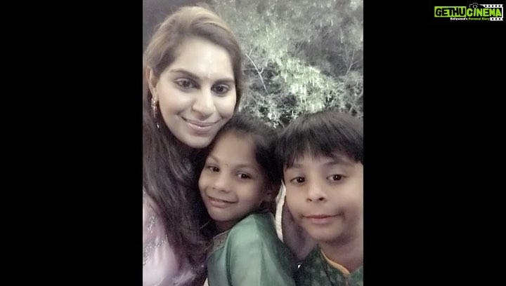 Upasana Kamineni Instagram - Om namah Shivaya ๐๐ผ. God doesn't need donation, he only expects devotion & cleanliness in his place of worship. My devotion is cleaning temples - blessed to have cleaned domakonda as well as Tirumala temple. Pls keep temples and their surroundings clean ๐๐ผNice to hv the whole family & the loving people of domakonda during Pooja. @smireddy @arnavreddy100 @anushpala @shobanakamineni Domakonda, India