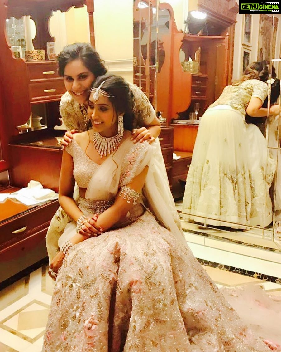 Upasana Kamineni Instagram - Welcome to the wives club. 😜😂😉😘😘 @shriyabhupal @shriyasom @allusnehareddy @namratashirodkar funtimes