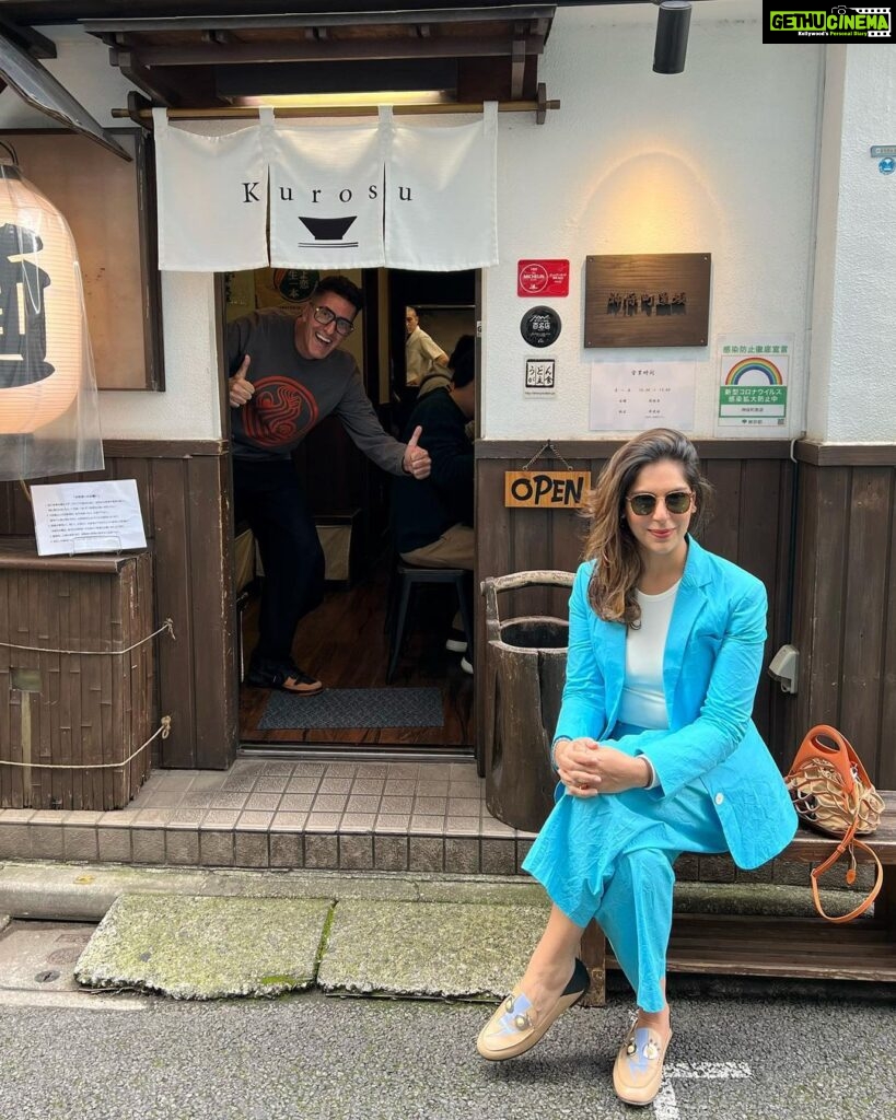 Upasana Kamineni Instagram - My Ramen Experience = Ultimate Umami - “essence of deliciousness” 🍜 Discovered around - 1950 this is truly Japanese Soul Food. There are over 50k restaurants in Japan - only serving ramen. Find ur own hole in the wall 🇯🇵 & slurp away. @ramenadventures