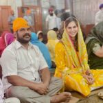 Upasana Kamineni Instagram - As a mark of gratitude Mr.C hosted a langar seva at the golden temple in Amritsar. I had the privilege & opportunity to represent him by participating in the seva as he was shooting for #RC 15. This truly fed my soul. Rc & I feel blessed with with your love & accept it with humility 🙏 @alwaysramcharan