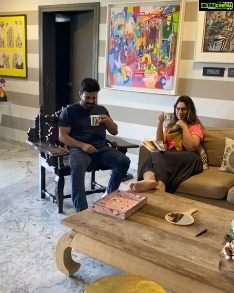 Upasana Kamineni Instagram - My man is a REAL MAN who believes in an equal relationship 👌👍🏼. Women are not glorified maids anymore. Communication strengthens any relationship. Be sensitive about ur partners feelings. Go to link in bio to heal ur relationship. @alwaysramcharan @urlife.co.in #betherealman