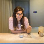 Upasana Kamineni Instagram - My dearest chef friend @parulaggarwal sent me a natural dessert recipe that u can check out on my @youtube channel. We buy banana for Prasadam & The heat is making our fruit perish sooner than we can consume. Freeze fruit, create amazing natural dessert & REDUCE FOOD WASTAGE. It’s criminal to buy or eat more than you actually need during this time of crisis. If u want to be extra healthy - just frozen banana and coco powder work their magic according to @parulaggarwal