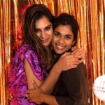 Upasana Kamineni Instagram - My goal for 2020 - Work Smart Party Smart 😉 surround urself with people that matter. Thanks @artem.enterprise for capturing these memorable moments. ❤️ Special shout out to @namsj3 for introducing us to @djkimthomas - fab music that will make u burn those calories.