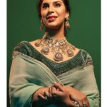 Upasana Kamineni Instagram - Big is in ! body brain heart @tanghavri @taruntahiliani @karishmashaikhh @birdhichand @zebahassan @artem.enterprise #abbasanamhi @deparsalon Tarun Tahiliani