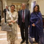 Upasana Kamineni Instagram - Ultimate fan moment. Had the opportunity to interact with @thisisbillgates on protecting our planet & people. Truly inspiring 👍🏻 Thank you IPI ( India Philanthropy Initiative ) for empowering us . @azimpremjiuniv @apollofoundation @brihatifoundation Thanks @tanghavri @karishmashaikhh & @real_weaverstory #upasana Bangalore, India