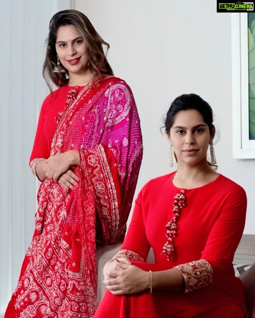Upasana Kamineni Instagram - This is what I love - Looks that can transition in less than 5 min from Office to Occasion wear & vice versa. @tanghavri @karishmashaikhh @rohan.foto @faabiianaofficial #upasana