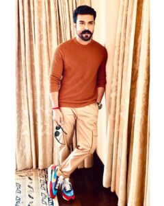 Upasana Kamineni Instagram - Chennai ur hospitality is unmatchable! Celebrated two very special occasions : 12 years of Mr C @alwaysramcharan in films & a fabulous warm press meet 🙏🏻 #syeeranarasimhareddy Humbled by ur love. #CHENNAI @tamannaahspeaks @sindoori_reddy @reddyadit @varunmammen @rajeshreddy7 @kreddy64 Missed u @ritikaraireddy 😘 Thx @nikitajaisinghani ❤️ subtle & stylish Chennai, India