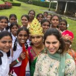 Upasana Kamineni Instagram - Celebrating 75 Years of Independence At the Domakonda Fort with mom & dad @shobanakamineni the Statue of Unity by the @yflo.hyderabad members And at home @alwaysrhyme