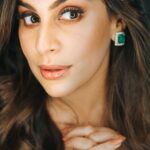 Upasana Kamineni Instagram – Taking the Oooops out of Upsi 😉😛
Ready to face the world UP CLOSE ! 
#sundayfunday ……………….. @sandysartistry @eshaangirri Hyderabad