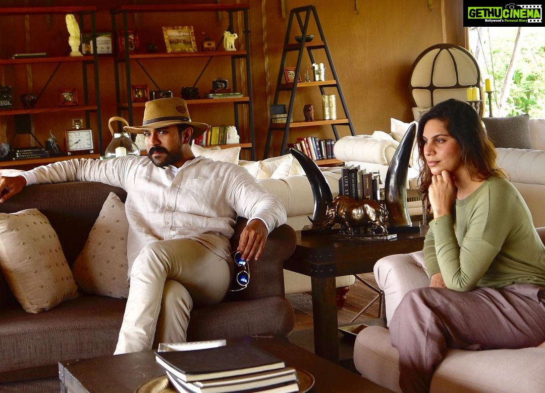 Upasana Kamineni Instagram - A big thank you for making this cover soooo special 🙏🏼@beingsalmankhan I was sooooo nervous - Salman Bhai’s charm, humble nature & relaxed attitude really helped ease things out. Here’s an insight into Bhai’s diet, fitness, lifestyle & people management skills. On stands now ! #bpositive thanks a billion Mr C couldn’t have done it without u. He helped me prep, coached me and built my confidence to do this interview. Thank you. ❤️ My first time working with Dabboo Ratnani @dabbooratnani - truly professional & kind. His speed & style is unmatchable. Thanks so much. Rakesh Udiyar @rakeshudiyar thank you so much for co ordinating this interview. Thanks to u people can realise the crazy effort & dedication that goes into being Salman Khan. Let’s do our bit to make the world fitter together 💪🏻 #ramcharan #salmankhan #beinghuman #bharat URLife