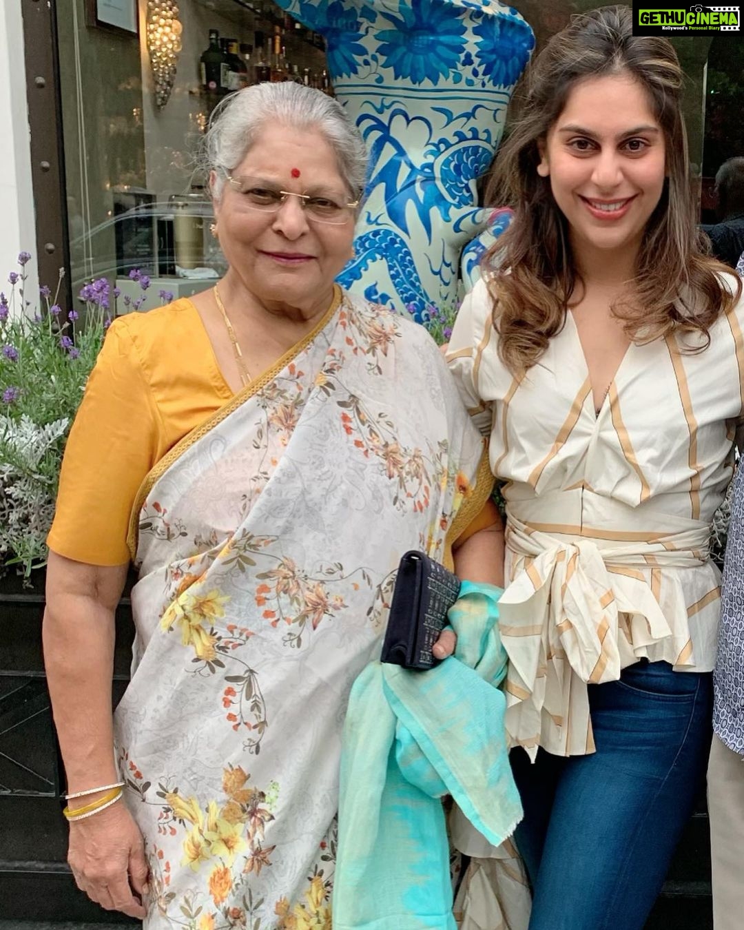 Upasana Kamineni Instagram - Memorable Moments to be Cherished forever ! #London diaries with Thatha & Amama. Loveeeeeeeeeee u loaddddsssssss❤️❤️❤️❤️❤️❤️❤️❤️❤️❤️❤️❤️❤️ Nostalgic ! Feels like I’m bk in college. London, United Kingdom