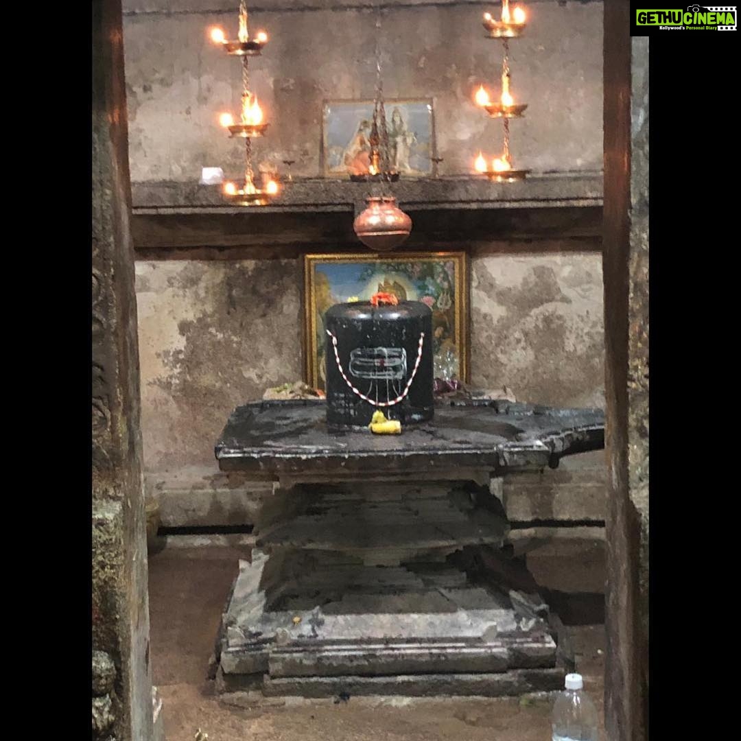 Upasana Kamineni Instagram - The Domakonda Fort Shivalayam is over 800 years old from the Kakatiya Period. Our forefathers built the Domakonda Fort around the Shivalayam 400 years ago. In the year 2003 My grand father Kamineni Umapathy ( 20 th generation of the Domakonda family ) started to restore the temple with the archeological society. The Shiv Lingam is a very peculiar blue. Mr C & I believe that if u clean the temple & its surroundings urself all ur wishes come true ๐๐ผ OM NAMAH SHIVAYA #MAHASHIVRATRI #ramcharan we strongly believe in restoring old temples. #ramcharan #upasana Domkonda Fort