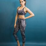 Upasana Kamineni Instagram - The Sweetest Strongest Samantha Shares her Secret ! on Stands NOW ! TOLLYWOOD’s BEST BAHU AWARD 👑😉 @samantharuthprabhuoffl @apollolife1 #bpositivemagazine #fittness #fittnessmotivation #upasana PIC CREDIT : @eshaangirri U R THE BEST