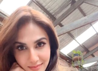 Vaani Kapoor Instagram - ʕ•́ᴥ•̀ʔ