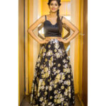 Varshini Sounderajan Instagram - For #zeecomedynights tonight in Zeetelugu Costume @divya_varun_official Styling @dhiyuu PC @chinthuu1132