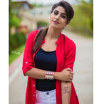 Varshini Sounderajan Instagram - For @picknhook event in @rakhihills at #bhimavaram Costume n styling n accessories @rakhihills Footwear @inc. PC @chinthuu1132 Bhimavaram