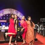 Varshini Sounderajan Instagram - Valentine’s Day special with these pretty cuties for #dhee10 tonight @rashmigautam @anee @pillumani Costume @nishrascouture PC @sairaj