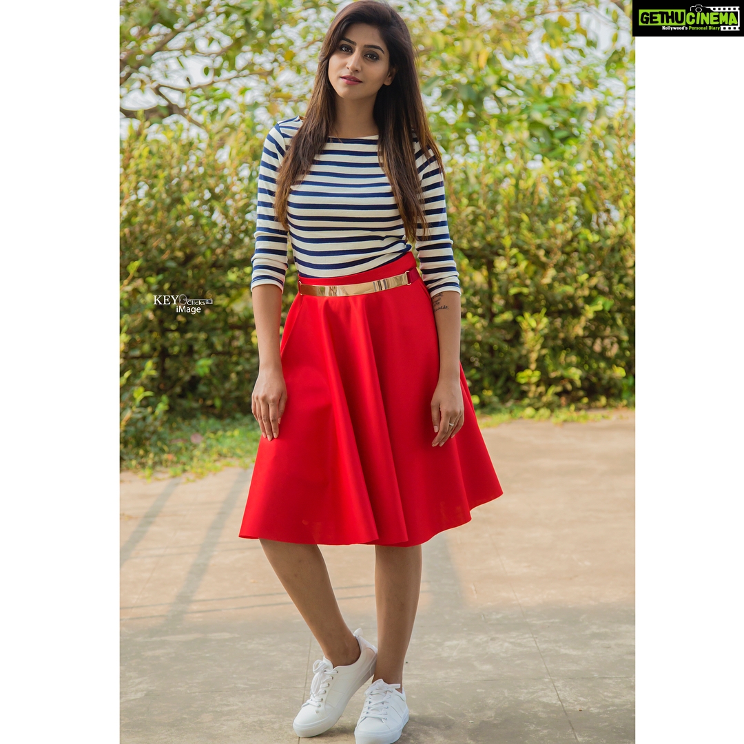Varshini Sounderajan Instagram - Wearing @rakhihills for an event @picknhook in @Rajahmundry Costume accessories n styling @rakhihills Footwear @Zara PC @chinthuu1132