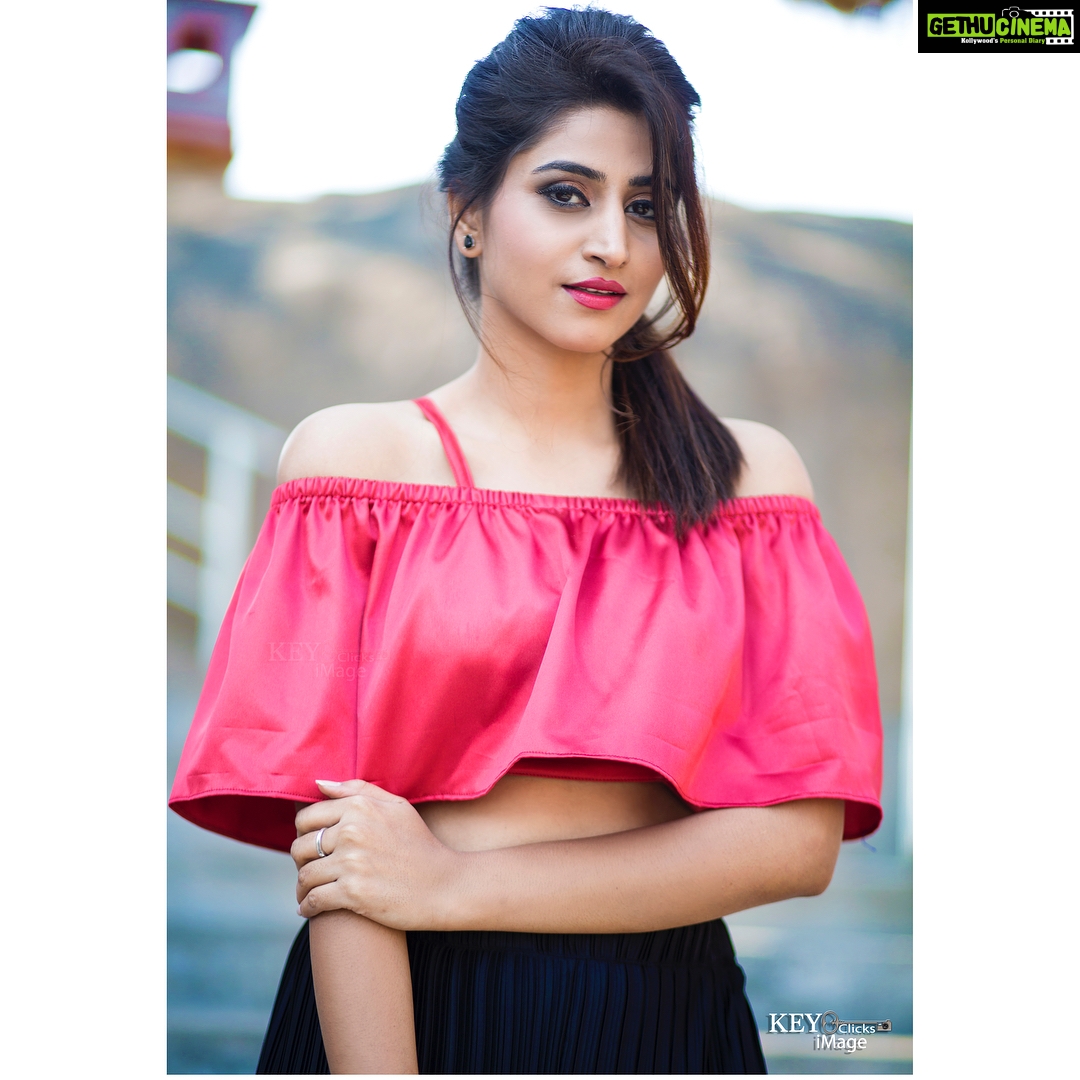 Varshini Sounderajan Instagram - For #dhee10 tonight Costume n styling @nandini5402 Clicked by @chinthuu1132
