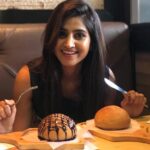 Varshini Sounderajan Instagram - Pappa Roti yummm😋😋...PC @chinthuu1132