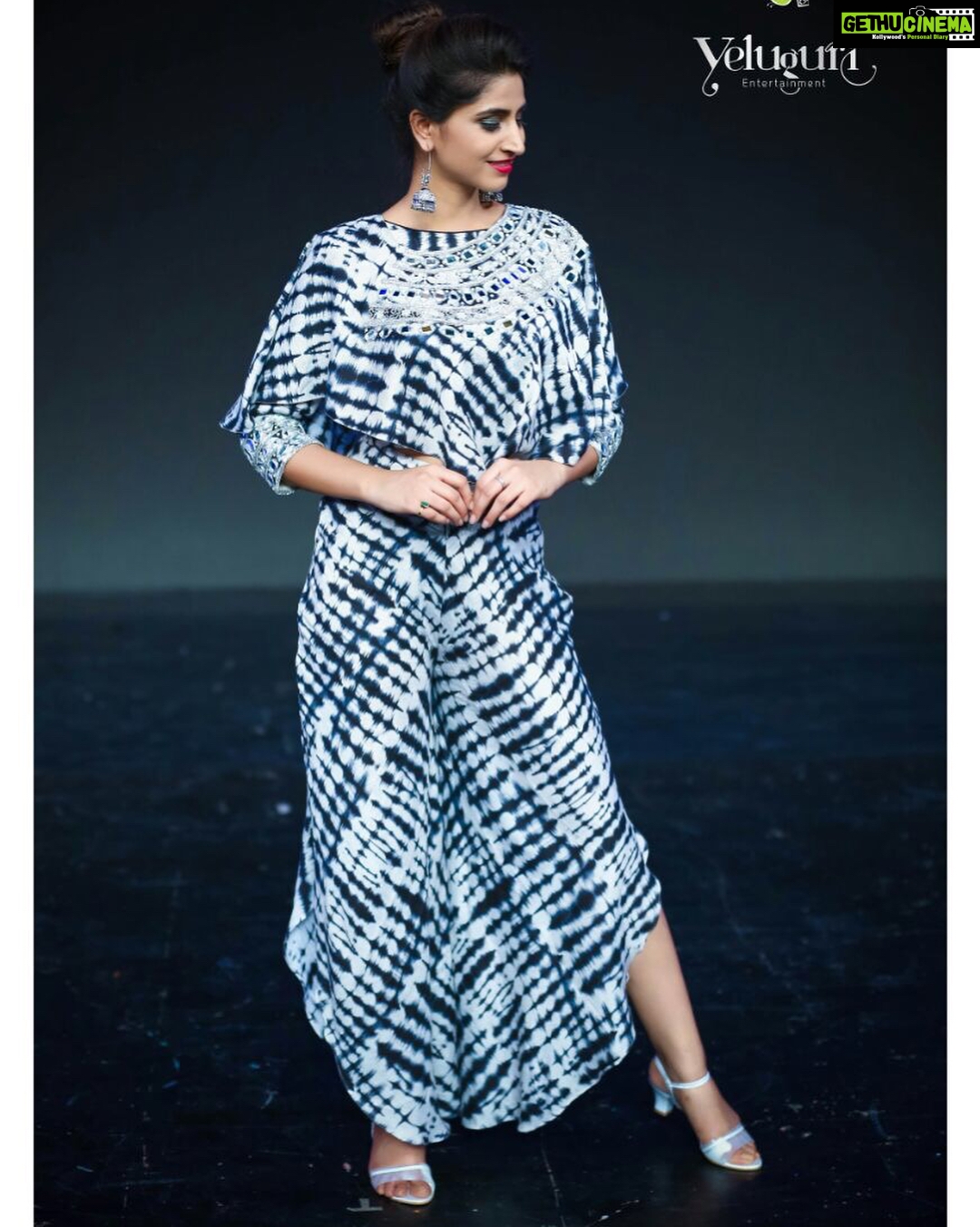 Varshini Sounderajan Instagram - For #dhee10 tonight in @nishrascouture...thanks you shravya for this lovely outfit. Earrings @nishrascouture PC @yelugurimagazine @sravan_goud8981