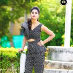 Varshini Sounderajan Instagram - For #dhee10 tonight in @dhiyuu @varun_rao_v PC @sandeepgudalaphotography #etv