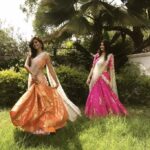 Varshini Sounderajan Instagram - Photoshoot day with this pretty gal @krutikasinghrathore for my dearest friend n Designer @ashwinireddyofficial Gem of Hyderabad