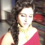 Varshini Sounderajan Instagram – Checking myself before the first click🤓 #jewelryshoot #photoshoot #messybraid #loveforgold #poser