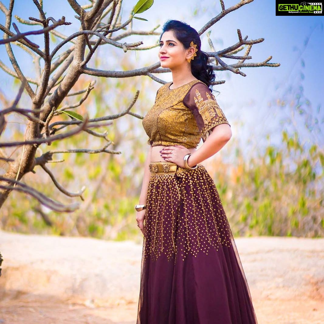 Varshini Sounderajan Instagram - #Photoshoot #fun #designer #sonyreddyfashions #besttie #modelling #passion