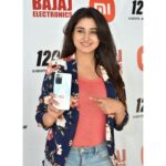 Varshini Sounderajan Instagram - Delighted to be a Part of the Grand Unveiling of XIAOMI 11i HYPER CHARGE SMARTPHONE -The Fastest Charging Smartphone in India at Bajaj Electronics (@BajajElectronicsIndia)-South India's Leading Retailer in Electronics. The Xiaomi 11i Hyper Charge Smartphone Which Charges 100% in Just 15 Mins, So all the gadget lovers what are you waiting for Grab the latest Xiaomi 11i Hyper Charge Smartphone today at your nearest #BajajElectronics Store... This Festive Season also get Mi Band5 Free with Purchase of Xiaomi 11i Hyper Charge Smart Phone also avail great offers at Bajaj Electronics. @Xiaomindia @BajajElectronics #HyperchargeRevolution #Xiaomi #Xiaomi11i #Hypercharge #BajajElectronicsHyderabad
