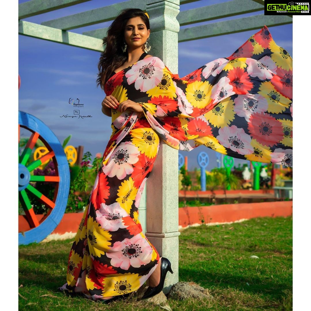 Varshini Sounderajan Instagram -
