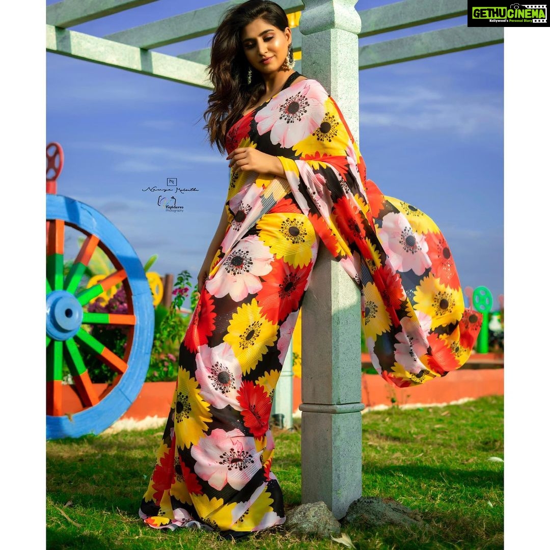 Varshini Sounderajan Instagram -