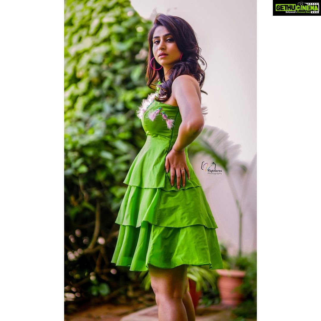 Varshini Sounderajan Instagram - For #comedystars tomm @1:30pm #starmaa Costume @firoz_design_studio PC @v_capturesphotography