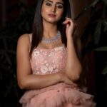 Varshini Sounderajan Instagram - For #comedystars @starmaa Wearing @divya_varun_official Jewels @houseofqc Makeup @shearsandbrushes_thesalon PC @punithphotography3